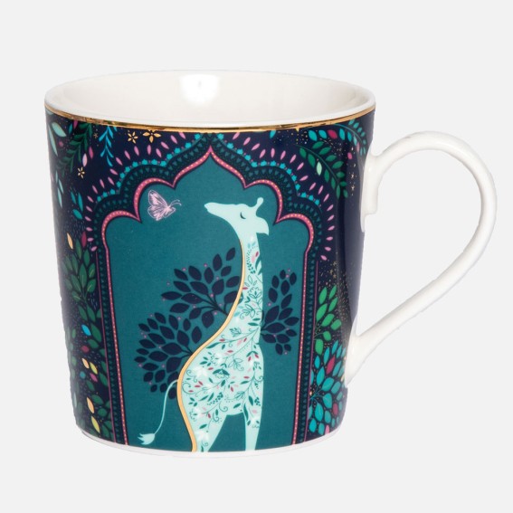 Giraffe’s Courtyard Mug